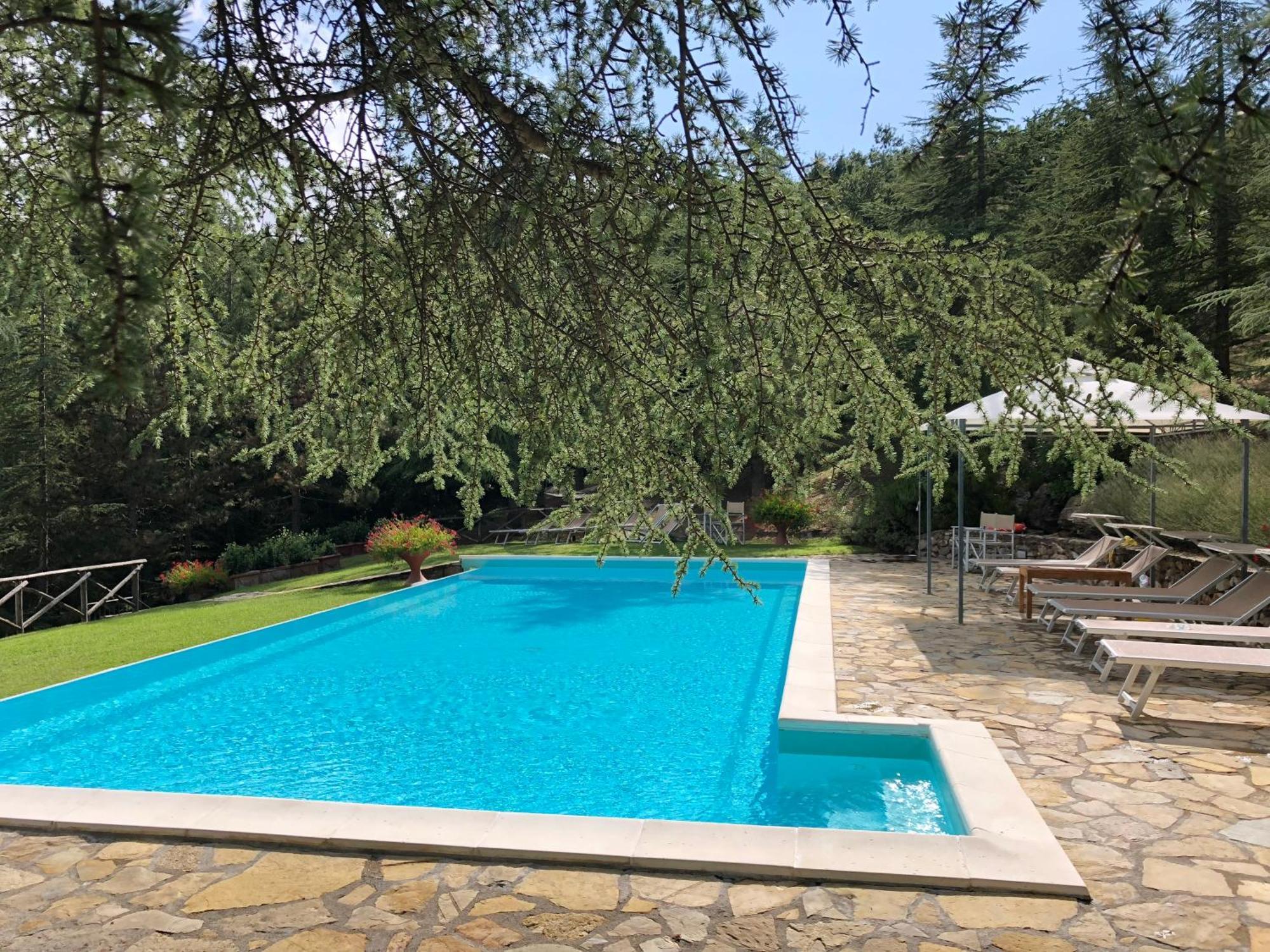 Villa Borgo Di Camporsevoli Exterior foto